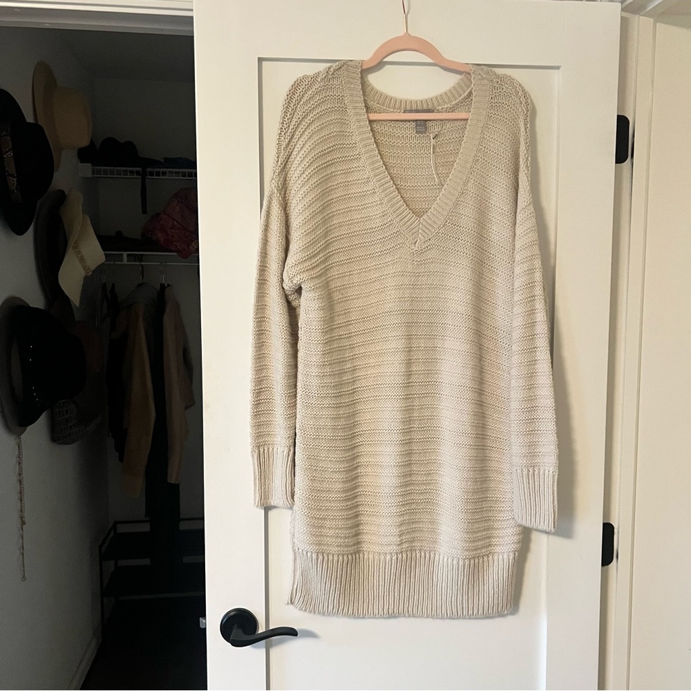 NWT ASOS cozy Cream V-Neck Sweater